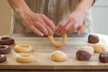 �h�[�h�[�i�c